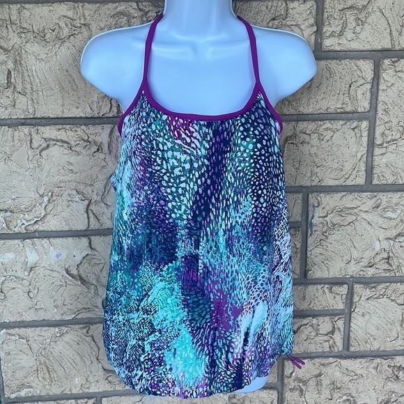 Fabletics Norwalk Tank Orchid Purple, Size Small Bult in Padded Bra Yoga Gym - Picture 3 of 13